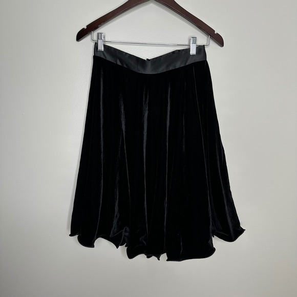 Rivars Dresses & Skirts - Rivar's Women's Black Velvet Midi Skirt‎ Satin Waistband Flared Skirt 9/10 90's